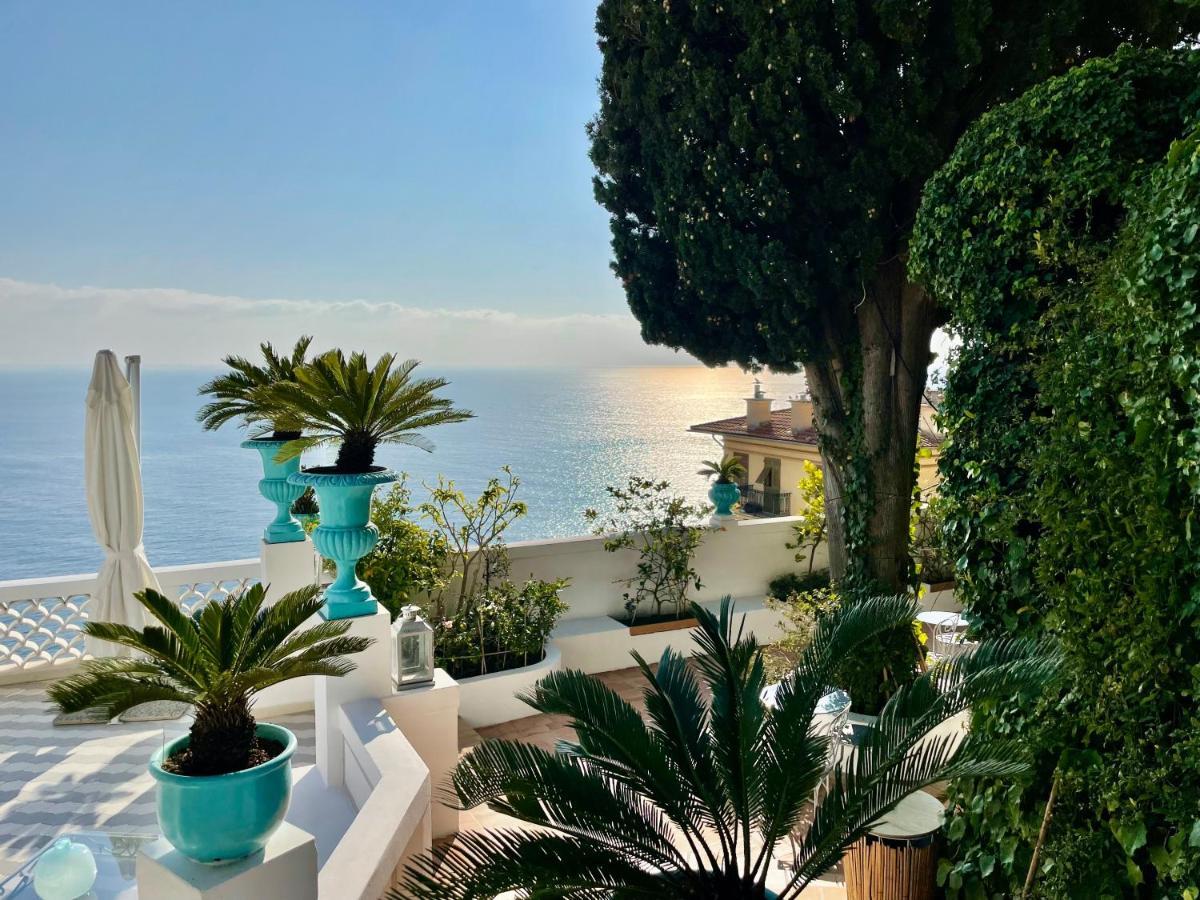 Les Lilas Roquebrune-Cap-Martin Dış mekan fotoğraf